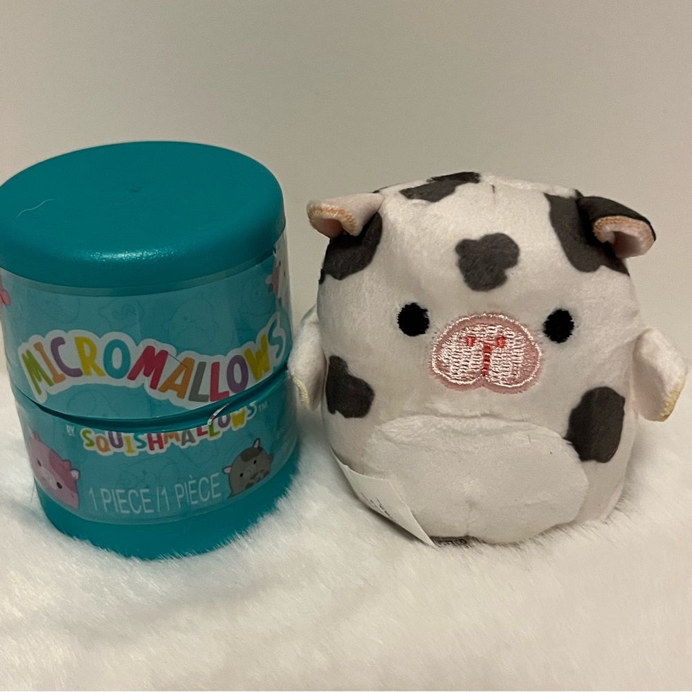 Squishmallow Sea Cow 🐮, Micromallow, White Grey spots, Mystery Capsule 2.5” New